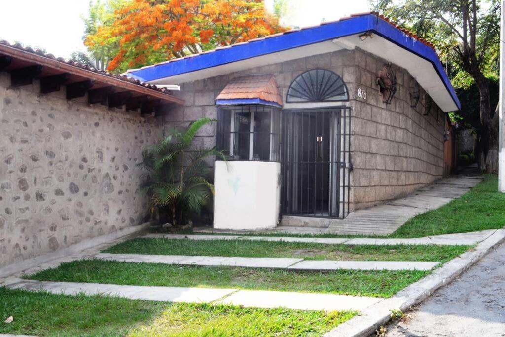 Departamento En Lomas De Cuernavaca Con Aire Acond Apartment Temixco Bagian luar foto